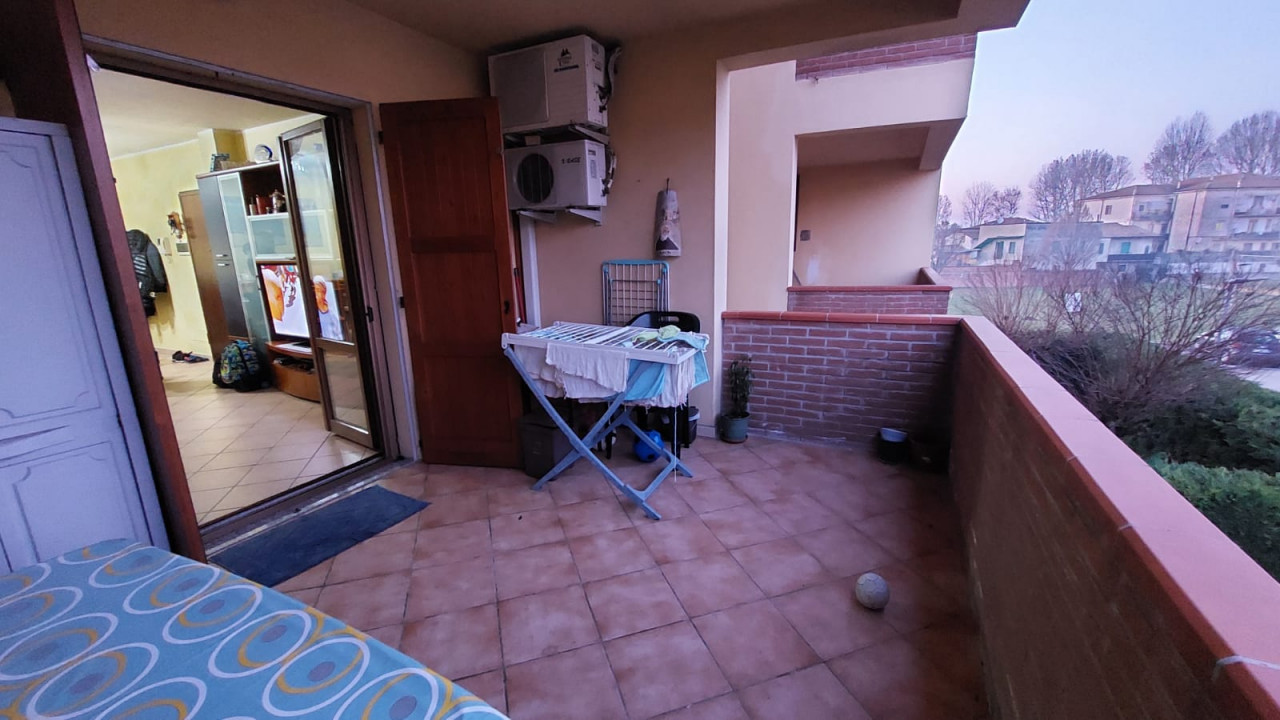 Trilocale con terrazzino box auto e cantina