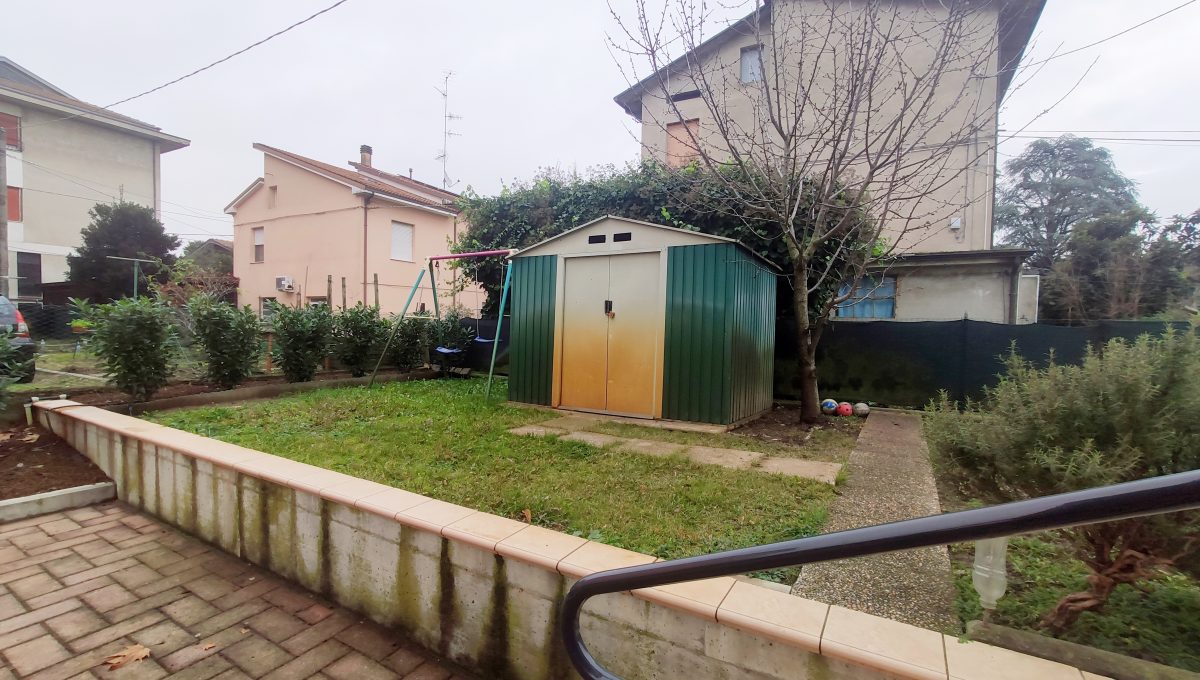 4-giardino privato