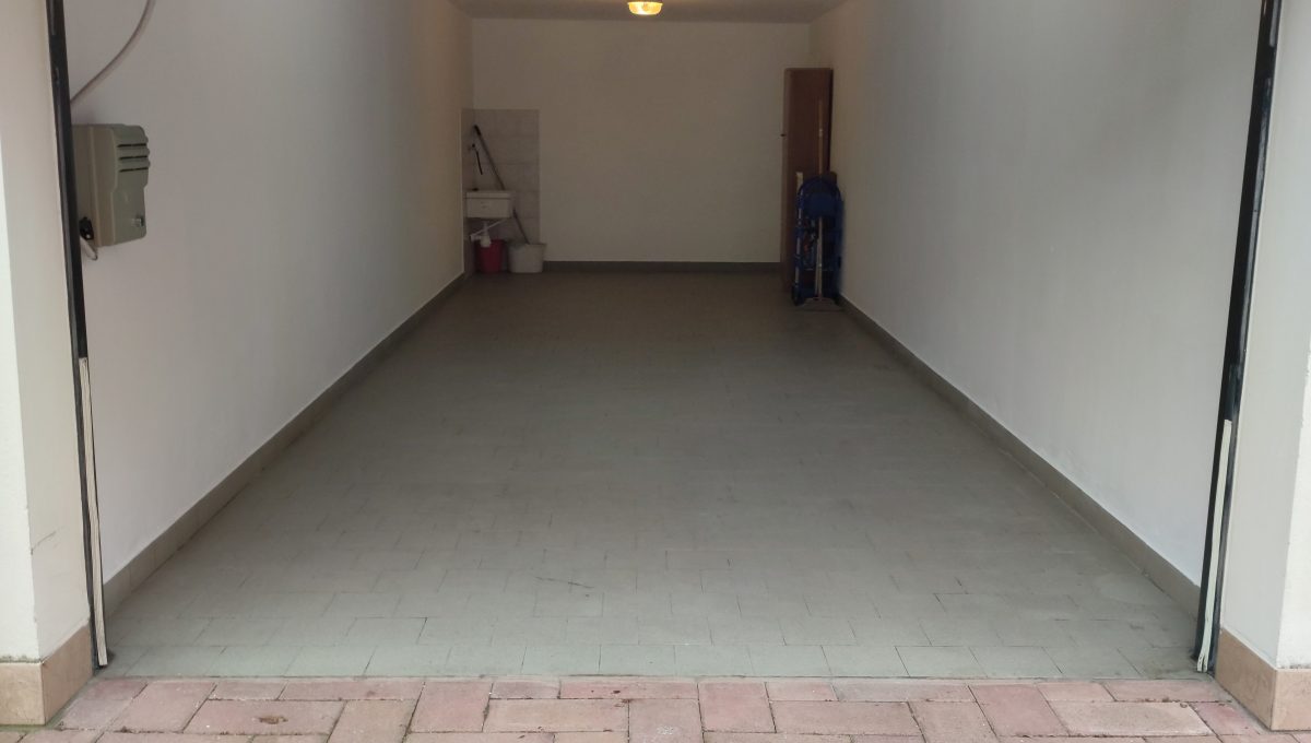 5-garage