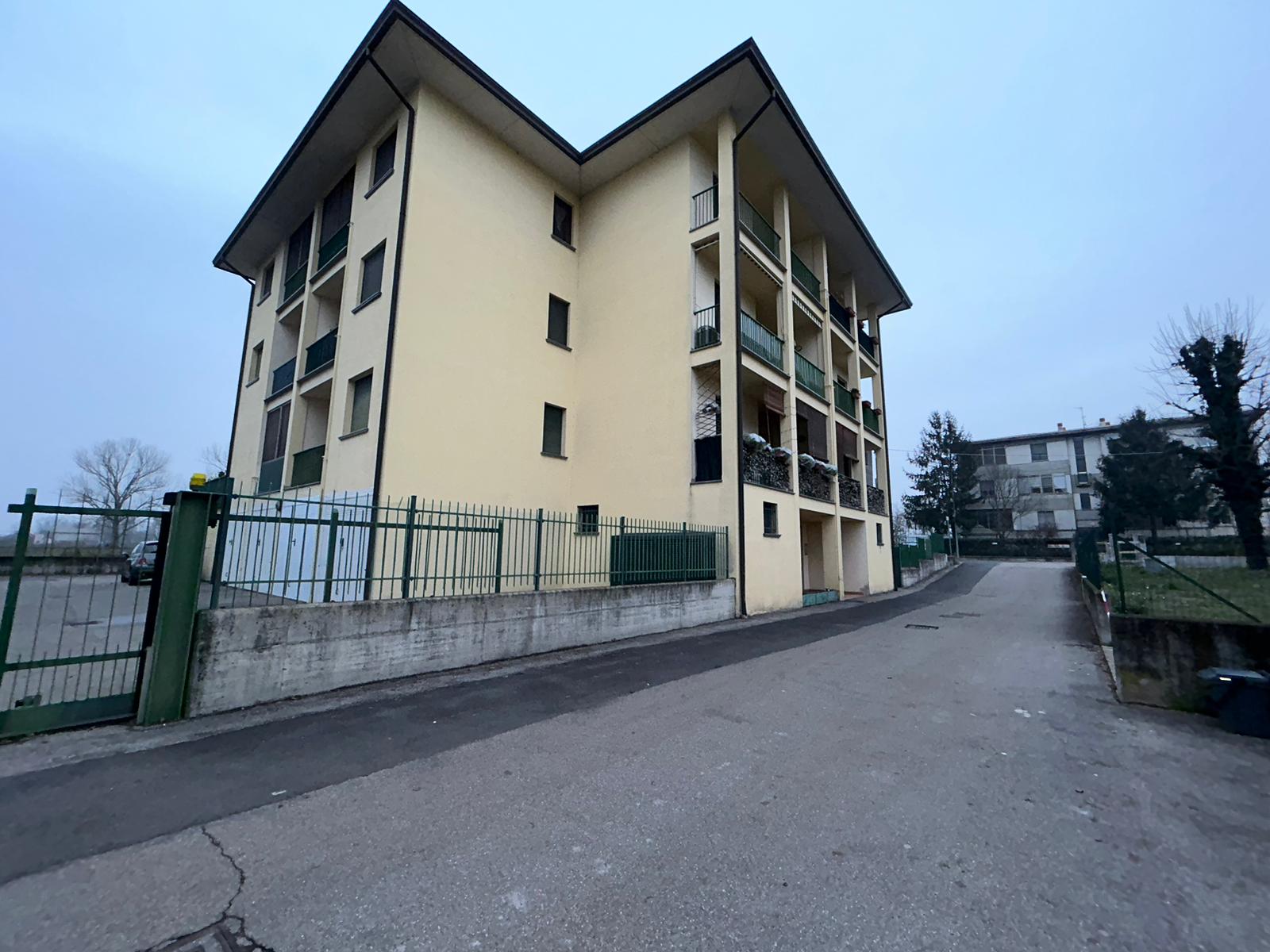 Sorbolo – Trilocale recente con terrazzo cantina e garage