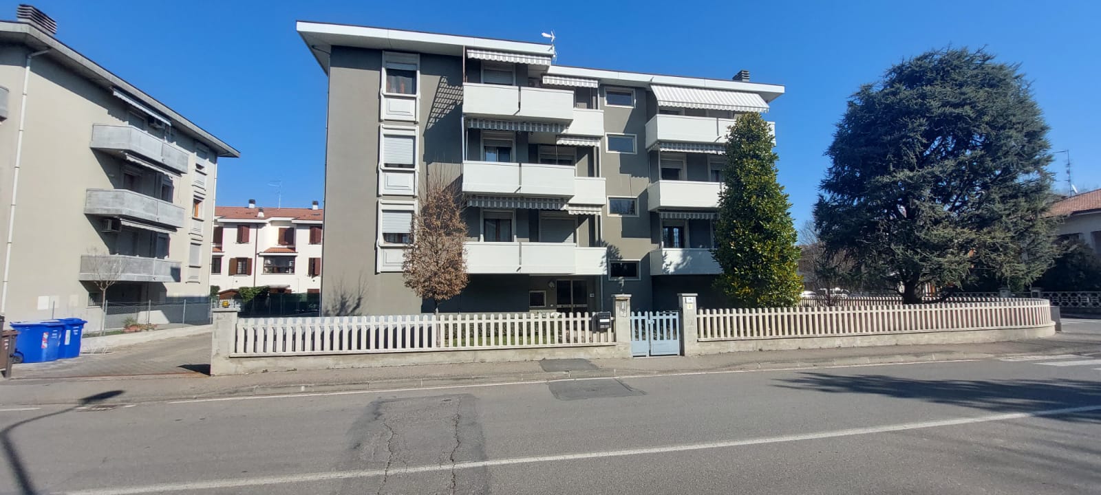 Sorbolo centro trilocale con terrazzino e garage